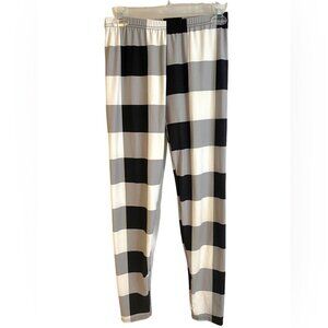 Buffalo  Plaid Leggings Ladies Medium Grey Scale